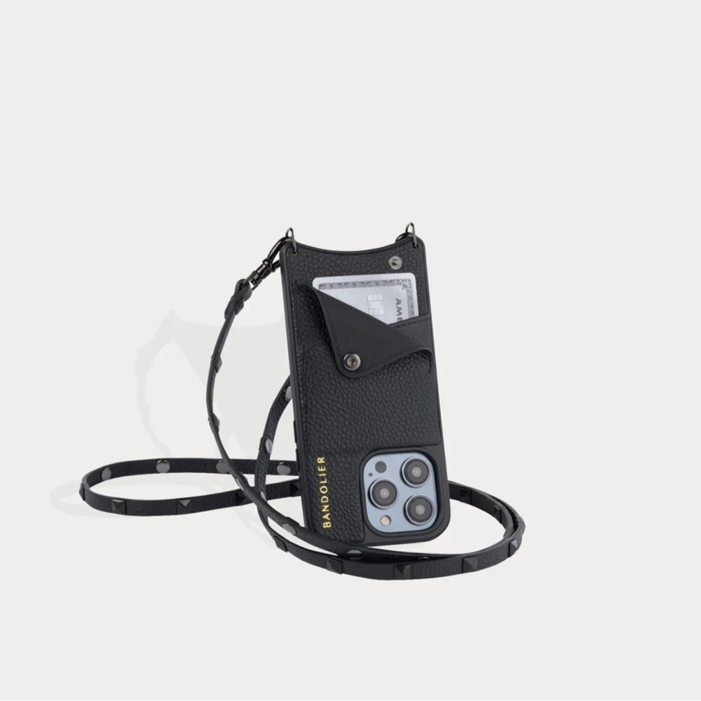 Bandolier- SARAH
Pebble Leather Crossbody Bandolier in Black/Pewter